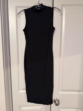 Black Sleeveless Mock-Neck Midi Dress